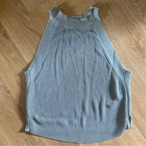 Aritzia Wilfred Gray Sleeveless Halter Knit Top